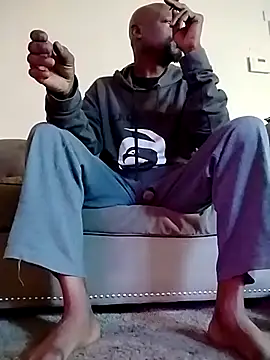 Snapshot of Daddy_hook chatting on 12-08-24, 04:18 Daddy hook online show from 12-08-24, 04:18