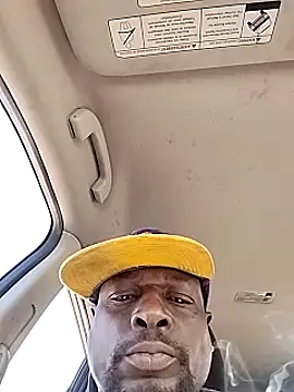 Snapshot of Daddy_hook chatting on 12-10-24, 09:22 Daddy hook online show from 12-10-24, 09:22