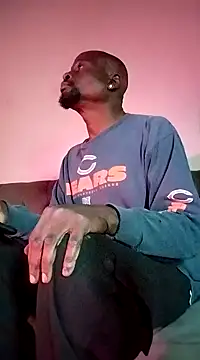 Snapshot of Daddy_hook chatting on 12-15-24, 12:18 Daddy hook online show from 12-15-24, 12:18