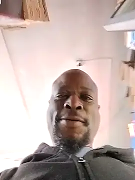 Snapshot of Daddy_hook chatting on 12-15-24, 05:10 Daddy hook online show from 12-15-24, 05:10