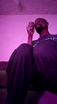 Snapshot of Daddy_hook chatting on 12-18-24, 12:54 Daddy hook online show from 12-18-24, 12:54