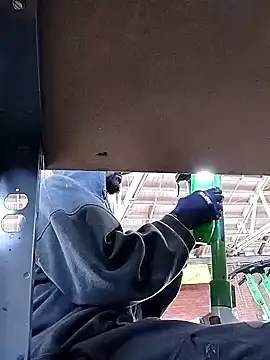 Snapshot of Daddy_hook chatting on 12-19-24, 06:12 Daddy hook online show from 12-19-24, 06:12