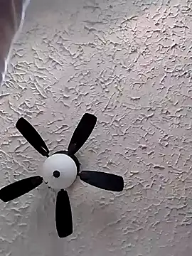 Snapshot of Daddy_hook chatting on 02-01-25, 09:08 Daddy hook online show from 02-01-25, 09:08