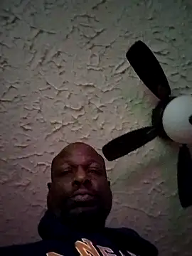 Snapshot of Daddy_hook chatting on 03-01-25, 02:13 Daddy hook online show from 03-01-25, 02:13