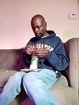 Snapshot of Daddy_hook chatting on 03-02-25, 12:53 Daddy hook online show from 03-02-25, 12:53