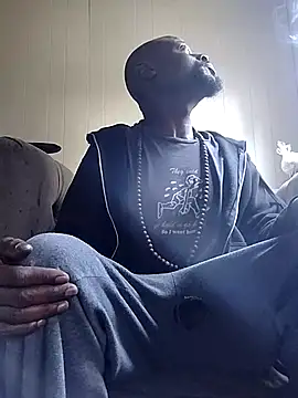 Snapshot of Daddy_hook chatting on 10-26-25, 07:31 Daddy hook online show from 10-26-25, 07:31