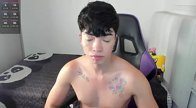 santy7v7 online show from 12-18-24, 04:28