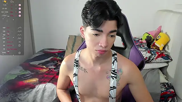 santy7v7 online show from 02-18-25, 01:22