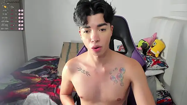 santy7v7 online show from 02-18-25, 04:26