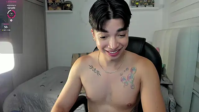 santy7v7 online show from 11-27-25, 01:24