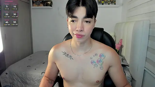 santy7v7 online show from 12-16-25, 01:27