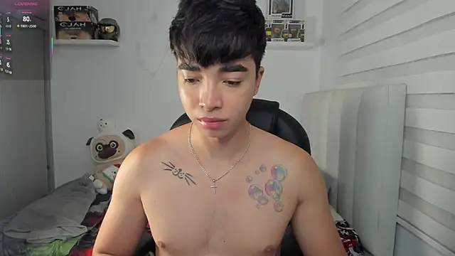 santy7v7 online show from 04-07-26, 01:33