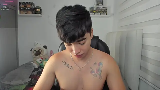 santy7v7 online show from 04-08-26, 01:33