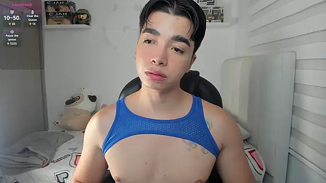 santy7v7 online show from 05-22-26, 01:28