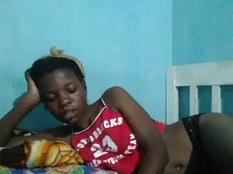 Snapshot of sweetchic_ chatting on 03-12-25, 10:39 sweetchic online show from 03-12-25, 10:39