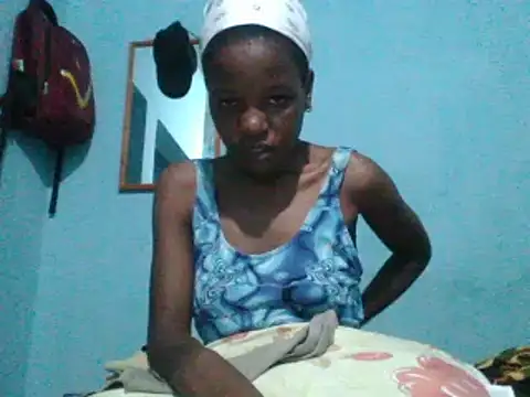 Snapshot of sweetchic_ chatting on 03-18-25, 11:20 sweetchic online show from 03-18-25, 11:20