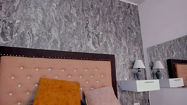 Lia sarahi online show from 09-10-25, 11:32