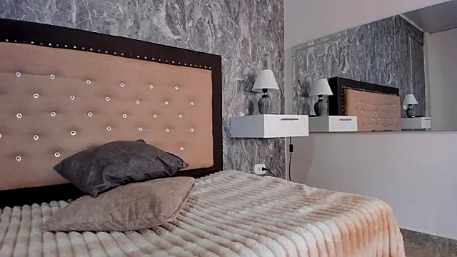 Lia sarahi online show from 09-25-25, 11:36