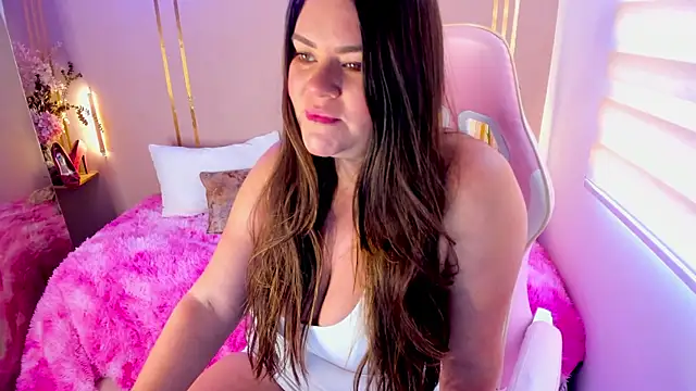lena paulxo online show from 06-19-26, 05:39