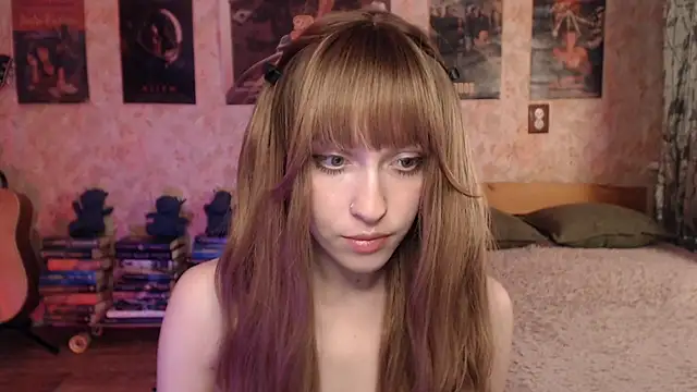 Friendly Ellie online show from 04-24-26, 12:18