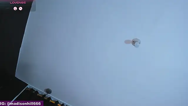 CelinayHanck online show from 03-14-25, 04:09