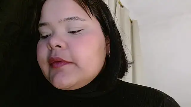 Snapshot of sexychubby___ chatting on 02-15-25, 11:14 sexychubby    online show from 02-15-25, 11:14