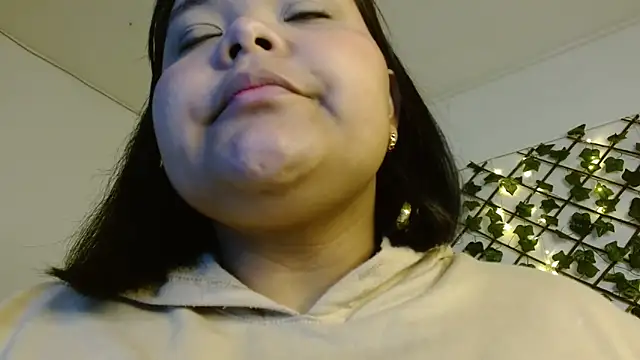 Snapshot of sexychubby___ chatting on 03-09-25, 10:08 sexychubby    online show from 03-09-25, 10:08