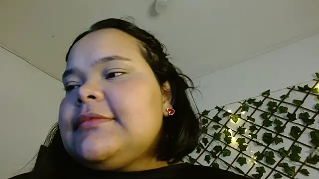 Snapshot of sexychubby___ chatting on 03-20-25, 06:19 sexychubby    online show from 03-20-25, 06:19