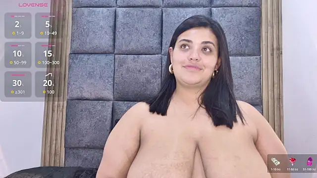 AmandaRousel online show from 11-18-25, 08:02