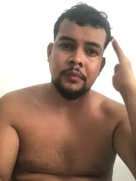 Snapshot of ElsecretodeBruno chatting on 06-02-26, 02:41 ElsecretodeBruno online show from 06-02-26, 02:41