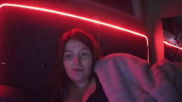 Snapshot of Angelk43 chatting on 05-01-26, 04:06 Angelk43 online show from 05-01-26, 04:06