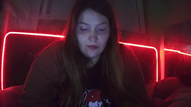 Snapshot of Angelk43 chatting on 05-09-26, 05:12 Angelk43 online show from 05-09-26, 05:12