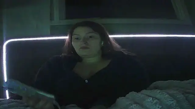 Snapshot of Angelk43 chatting on 05-22-26, 05:58 Angelk43 online show from 05-22-26, 05:58