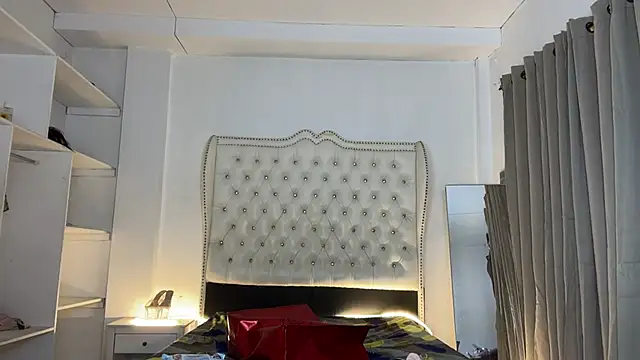 Maria wilton online show from 03-01-25, 01:11