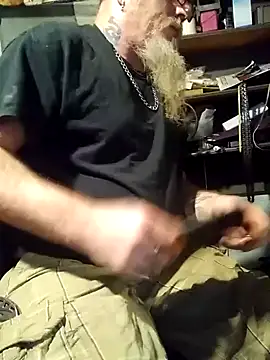 Kevinmc1d online show from 11-04-25, 06:23