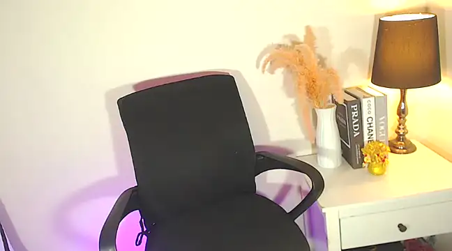 MajesticKitana online show from 01-30-25, 03:33