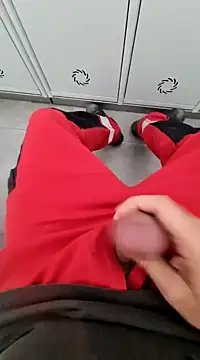 Snapshot of 987654Alf chatting on 12-12-24, 10:34 987654Alf online show from 12-12-24, 10:34