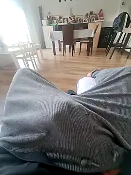 Snapshot of 987654Alf chatting on 01-10-25, 02:45 987654Alf online show from 01-10-25, 02:45