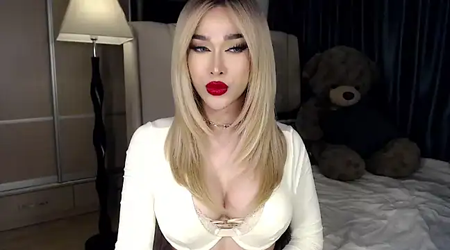 Snapshot of KeenMazikeen69 chatting on 12-09-24, 03:40 KeenMazikeen69 online show from 12-09-24, 03:40