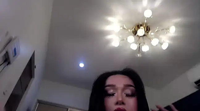 Snapshot of KeenMazikeen69 chatting on 03-14-25, 02:19 KeenMazikeen69 online show from 03-14-25, 02:19