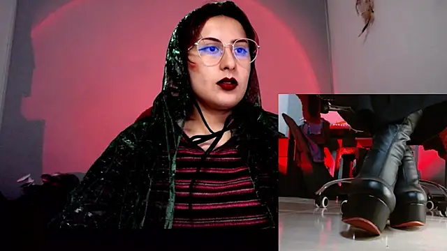 Snapshot of Scarlett_Sen chatting on 10-29-25, 02:52 Scarlett Sen online show from 10-29-25, 02:52