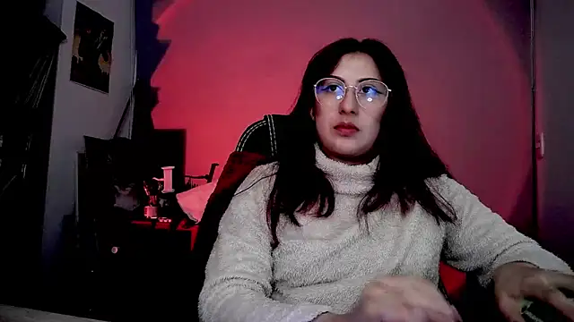 Snapshot of Scarlett_Sen chatting on 11-20-25, 02:17 Scarlett Sen online show from 11-20-25, 02:17