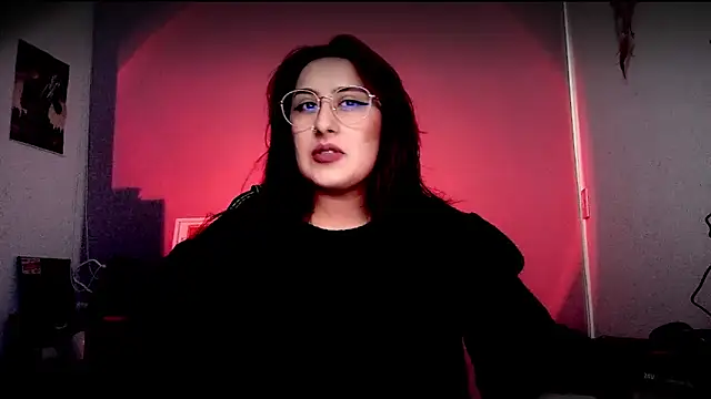 Snapshot of Scarlett_Sen chatting on 12-22-25, 07:11 Scarlett Sen online show from 12-22-25, 07:11