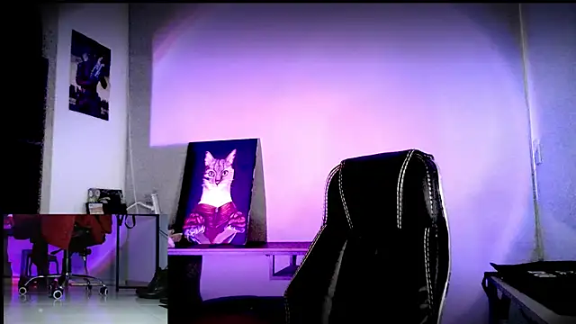 Snapshot of Scarlett_Sen chatting on 02-19-26, 01:29 Scarlett Sen online show from 02-19-26, 01:29