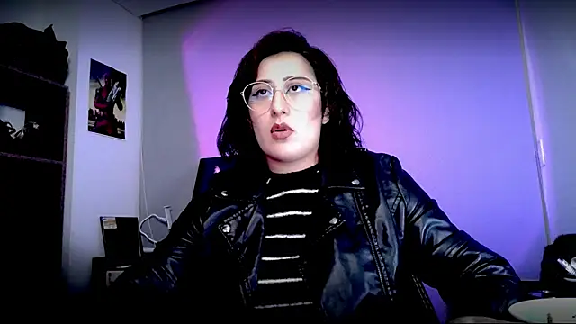 Snapshot of Scarlett_Sen chatting on 03-19-26, 02:21 Scarlett Sen online show from 03-19-26, 02:21