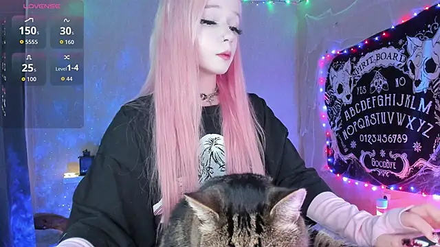 Misty Shadow online show from 10-26-25, 10:15