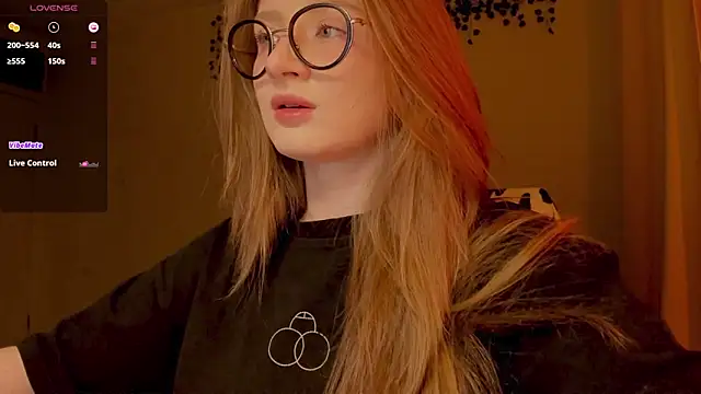 mollytuck online show from 04-11-26, 03:49