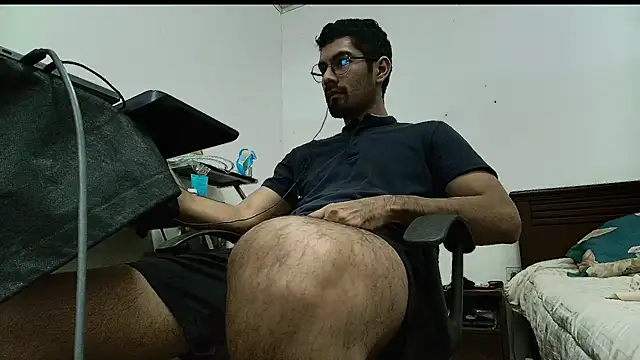 x-sebastian online show from 04-04-26, 08:17