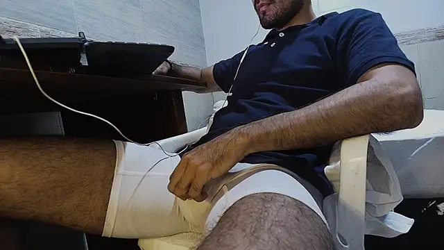Snapshot of x-sebastian chatting on 08-01-26, 03:55 x-sebastian online show from 08-01-26, 03:55