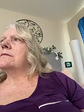 Snapshot of Kaitlyn_Winters chatting on 02-06-26, 07:50 Kaitlyn Winters online show from 02-06-26, 07:50